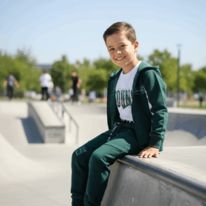 Generated Image October 07, 2025 – 2_11PM 3-częściowy dres chłopięcy